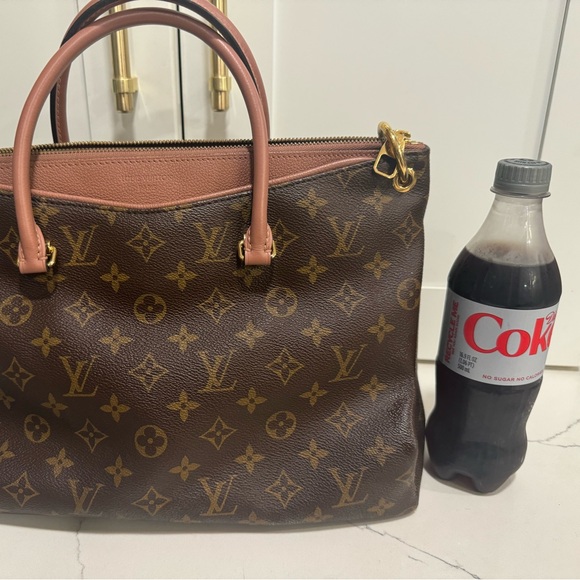 💯Authentic Louis Vuitton Boise de Rose Pallas MM Monogram w/ Adjustable Strap - Picture 6 of 6